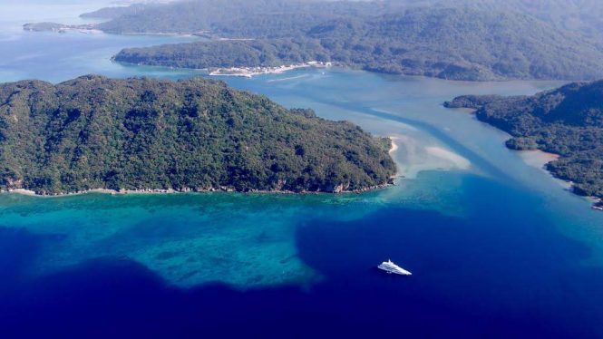 Yacht cruising in Japan - Photo courtesy of Asia Pacific Superyacht Association