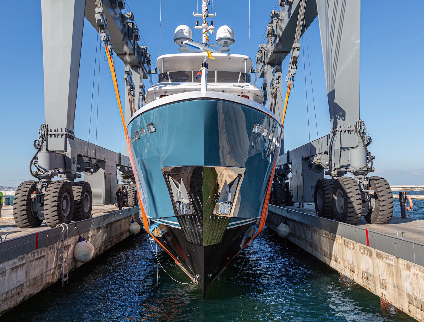 Darwin 106 motor yacht UPTIGHT launched