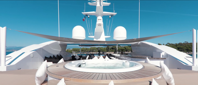 Live in opulence aboard luxury charter yacht PERSEFONI I in warm and welcoming Greece
