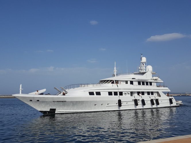 Lady Nora superyacht - Courtesy BYD