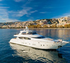 Italy charters in style with luxury yacht MY LIFE