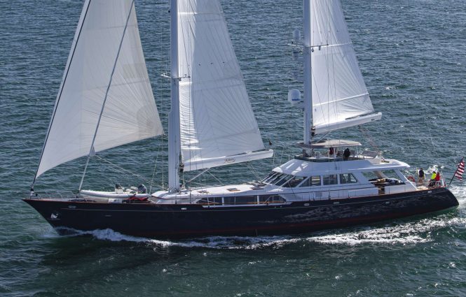 sailing yacht KAORI