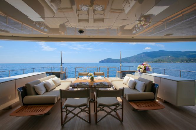 Alfresco dining and seating area