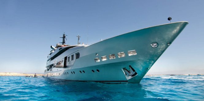 Superyacht MAGNA GRECIA available for luxury vacations