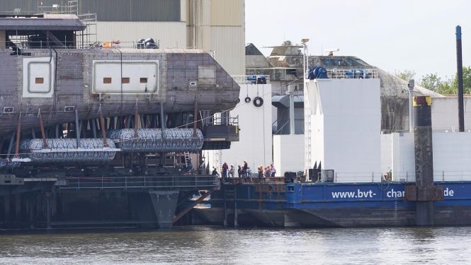 Luxury mega yacht Project Alibaba - Photo DrDuu