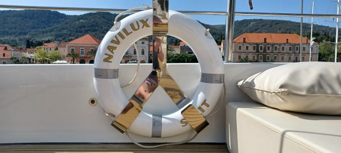 NAVILUX yacht