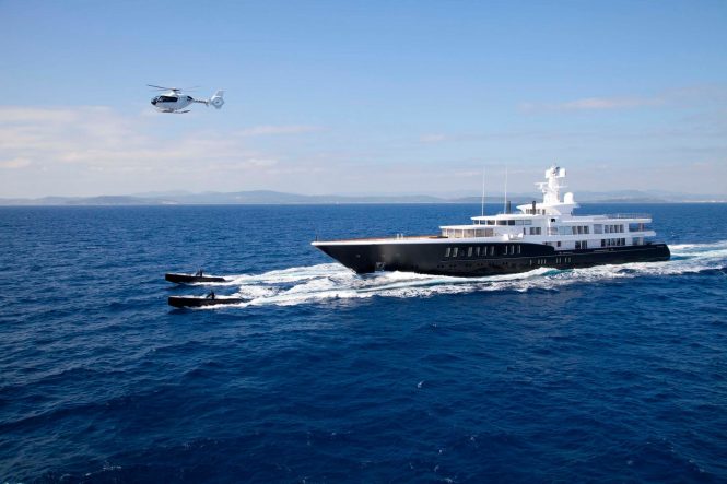 yacht AIR available on the French Riviera
