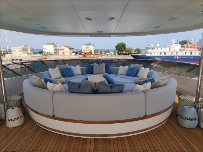 Aft deck