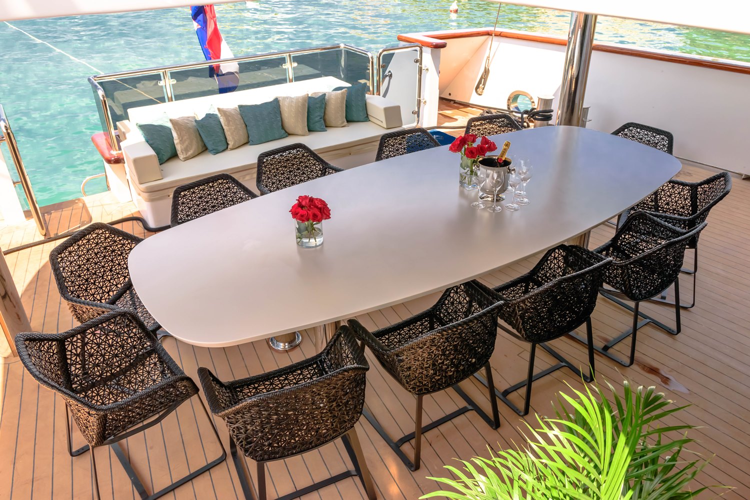 Alfresco dining area on the aft deck