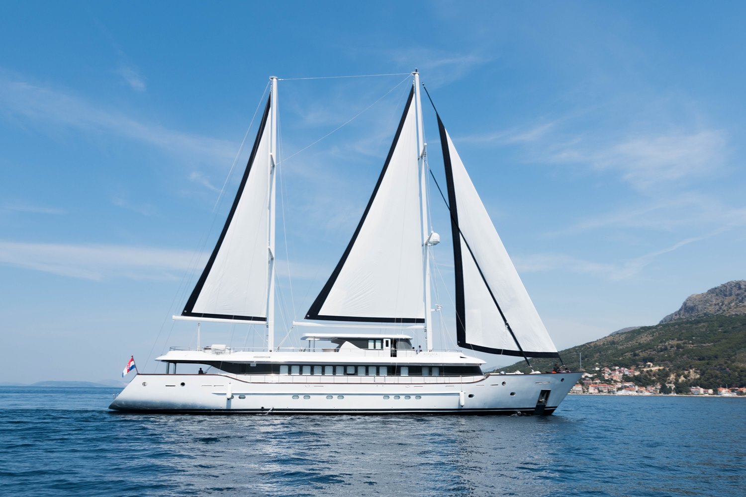 Motor sailer yacht AIAXAIA available in Croatia