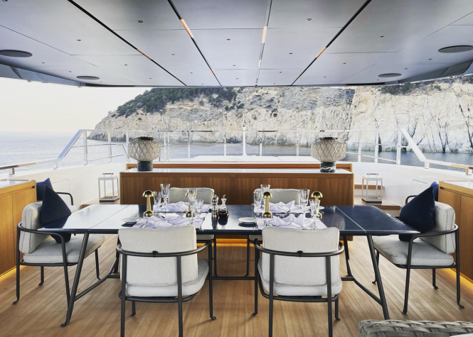 Luxurious dining on the aft deck