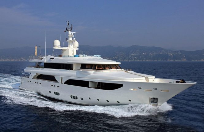 Super yacht LADY I