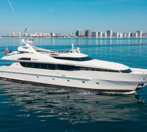 Motor yacht BLACKSHEEP for charter in the Caribbean