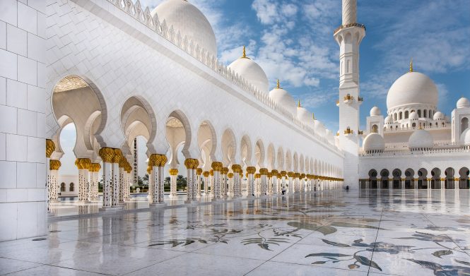Beautiful Mosques in Abu Dhabi