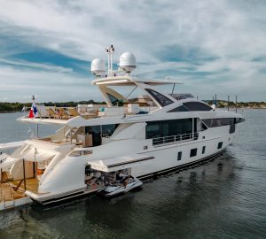 32m Luxury yacht LUZ DE MAR available for charter in Panama and Costa Rica