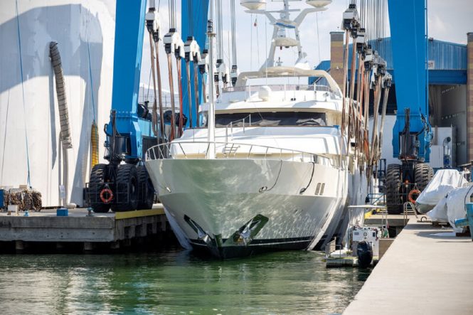 Super yacht VIANNE - in refit