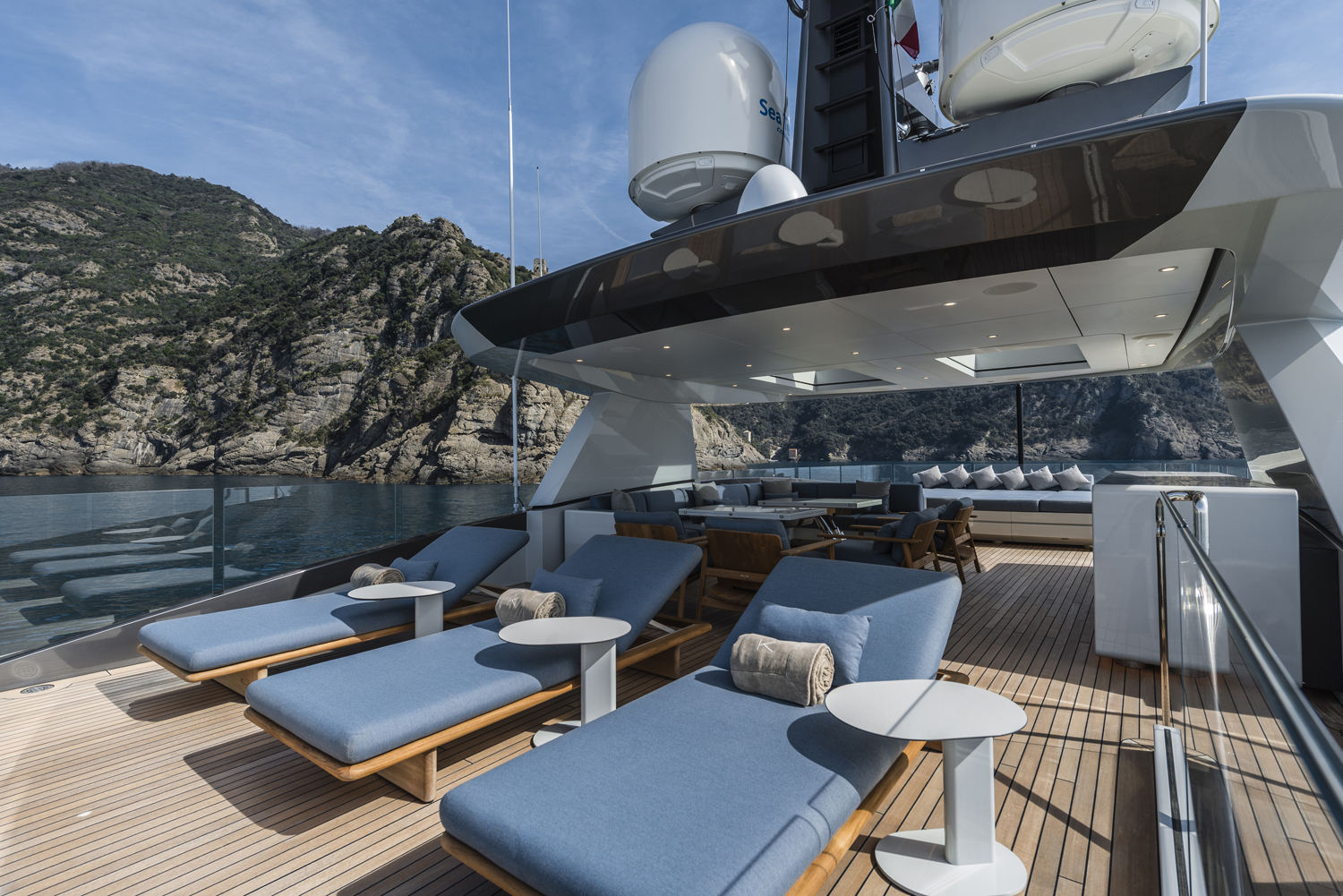 yacht sun loungers