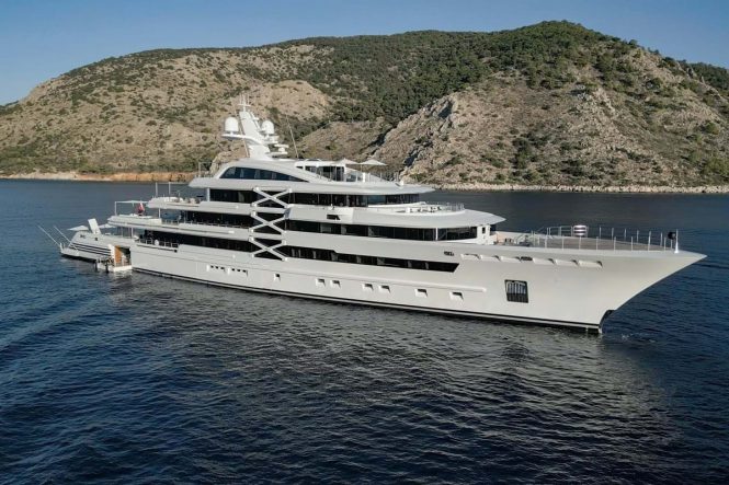 Superyacht PROJECT X
