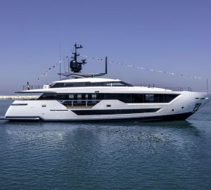 Ferretti Group's Custom Line 106' motor yacht ETOILE hits water in Italy