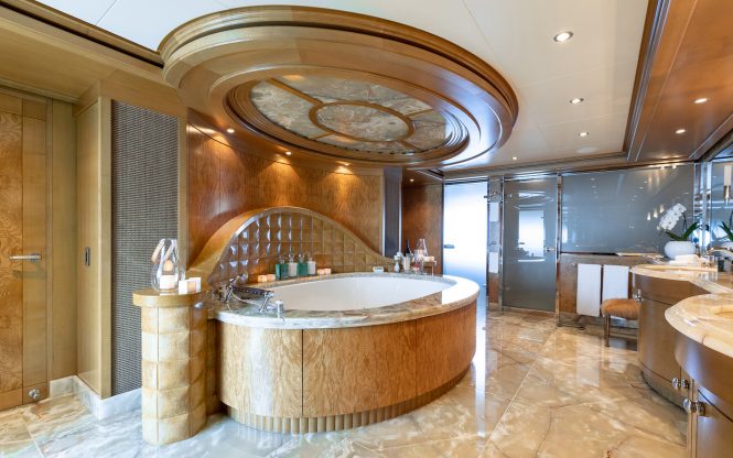 Master ensuite with full bathtub