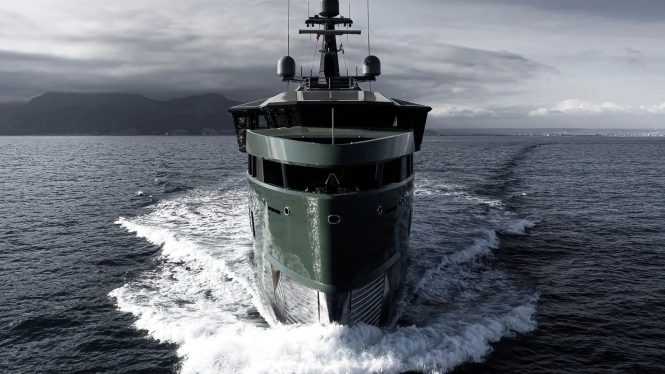 Luxury yacht PINK SHADOW