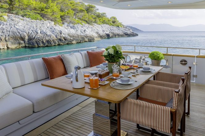 Main deck aft dining setting