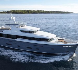 30m charter superyacht BELLE making waves around Australia and New Zealand