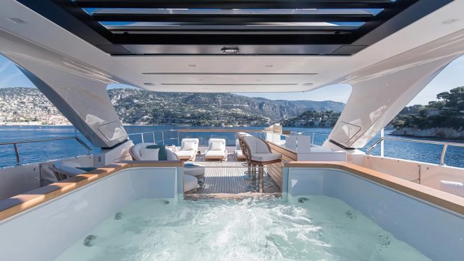 Sun deck jacuzzi