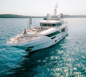 Festive Charter Yacht Specials for a last minute winter getaway