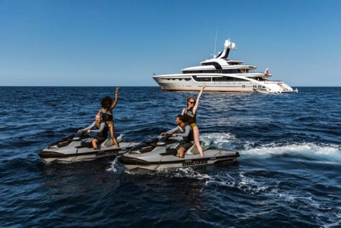 Superyacht jetskis