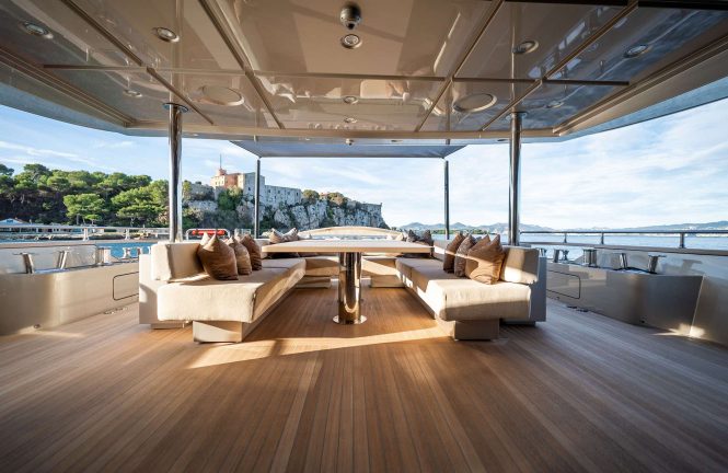 Deck dining on board motor yacht THE PALM