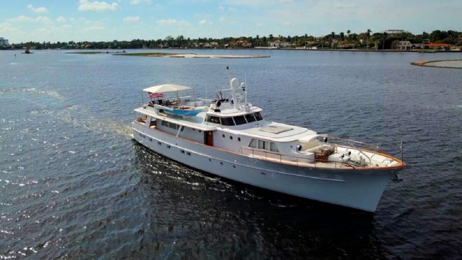 Luxury yacht SOVEREIGN