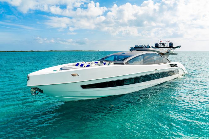 Motor yacht M7