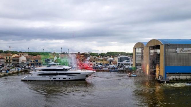 Motor yacht PAPA JOE