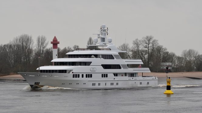 Luxury yacht SAINT NICOLAS travels to her refit at Abeking and Rasmussen - image from DrDuu
