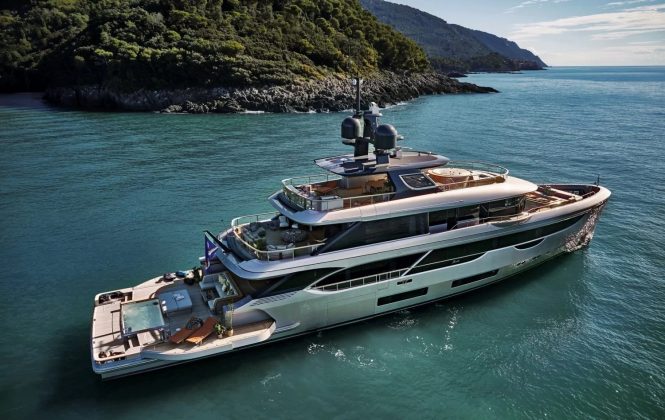 Luxury yacht COSMICO - sistership