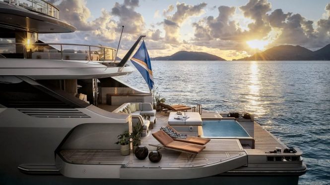 Motor yacht COSMICO - sistership oasis deck
