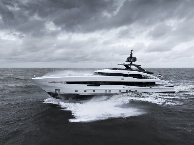 Luxury yacht ALP by Heesen - Photo Ruben Griffioen