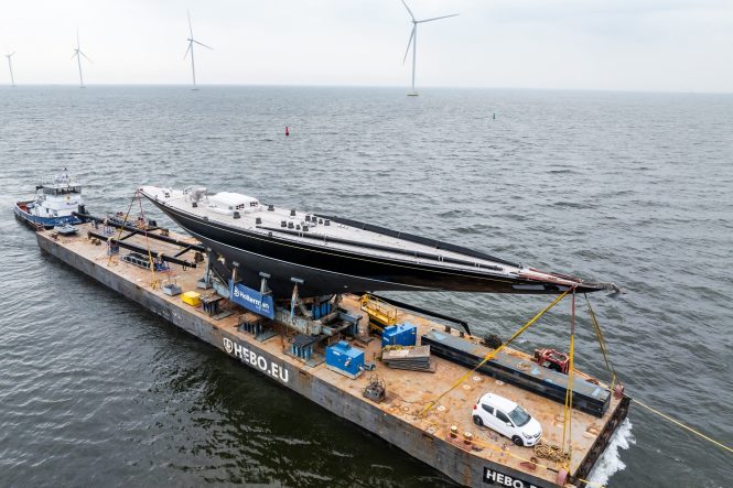 Luxury yacht HANUMAN on route to Holterman Shipyard