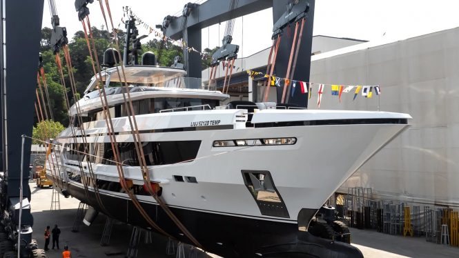 Superyacht DOPAMINE launches - image from Baglietto