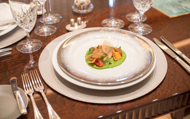 On board dining - LUCKY LADY