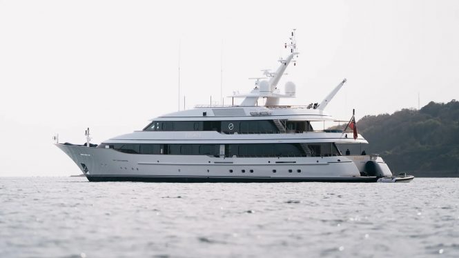 Motor yacht SOLACE