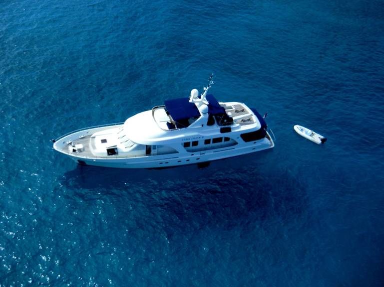 Moonen 84 Motor Yacht Etoile d’Azur makes historic Atlantic Crossing