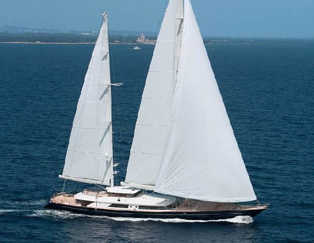 Superyacht Riela is a Winner at The World Superyacht Awards 2010