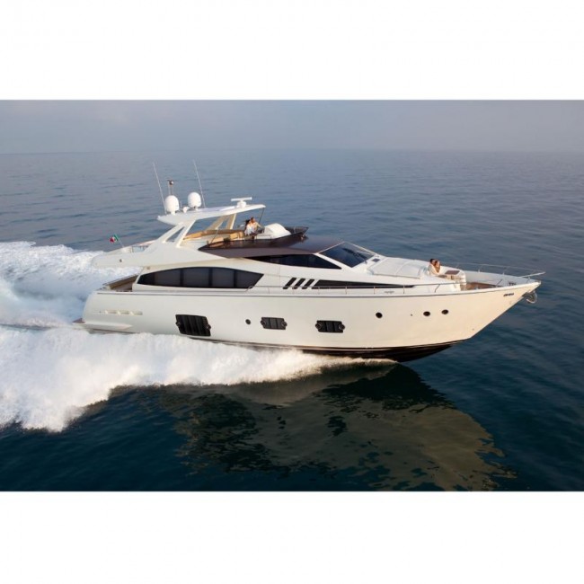 ferretti-800-superyacht