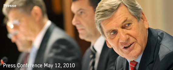 Dr. Heinrich Hiesinger succeeds Dr. Ekkehard Schulz as Chairman Executive Board of ThyssenKrupp AG in Germany.