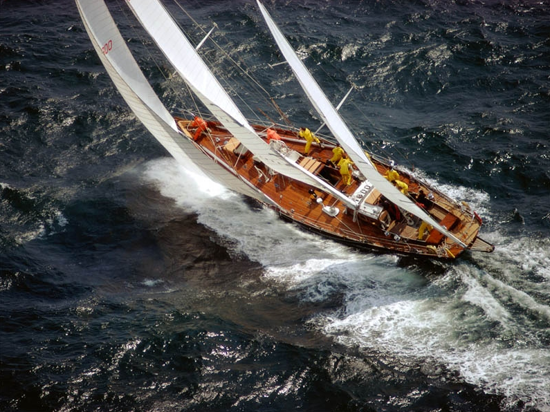 CARINA Wins the St. David’s Lighthouse Division Trophy at the Newport Bermuda Race 2010