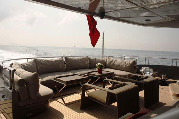 Superyacht Tee Dje -  Aft Deck