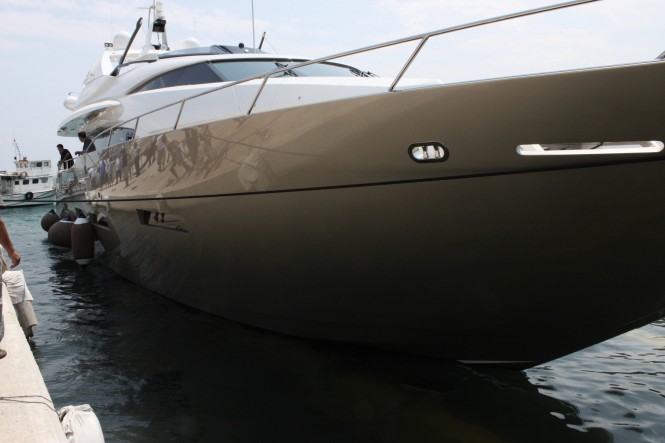 Detail of the Peri 29 motor yacht MITSI - Image courtesy of Peri Navi