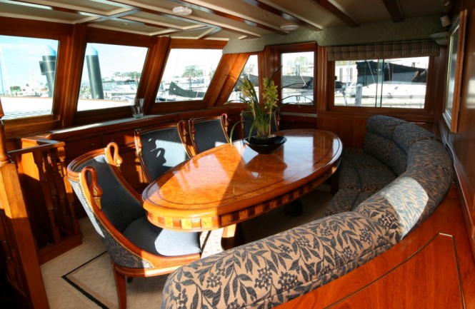 Motor yacht Sea Breeze - Dining Motor yacht Sea Breeze - Dining